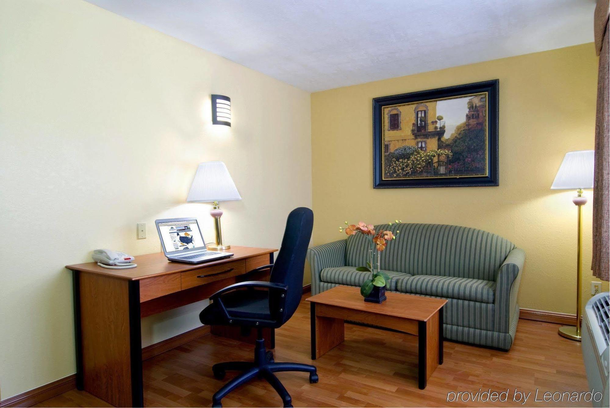 Americas Best Value Inn Harlingen Bilik gambar